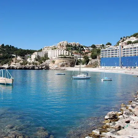 Pierre & - Port Hotel