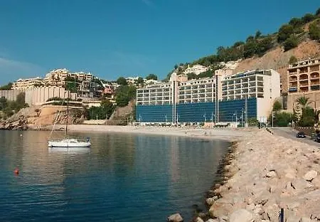 Pierre & - Port 3*