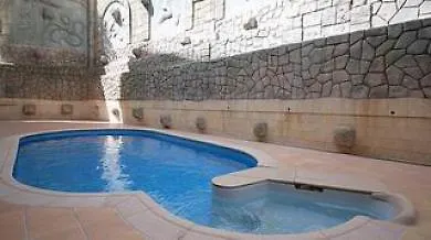Pierre & Otel 3*
