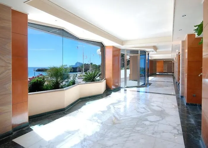 Pierre & - Port 3* Altea
